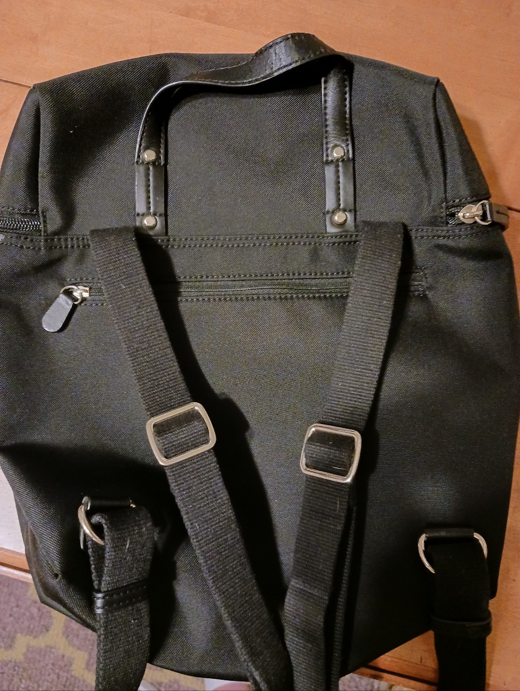 Le Tanneur Black Nylon Backpack With Front Zip Pocket - Like New Condition! — image 6 of 8